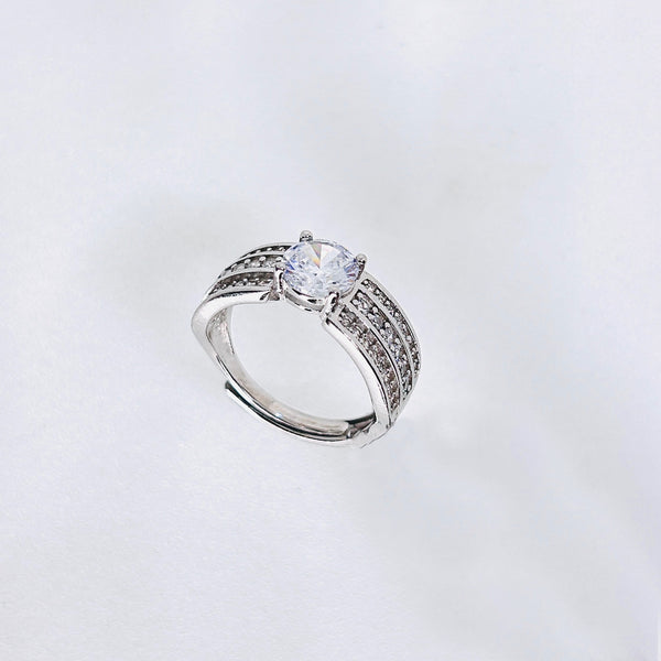 Sterling Silver Solitaire  Line Sparkle ring