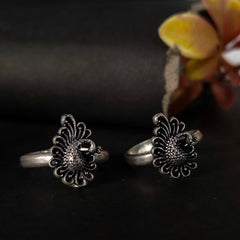 92.5 Sterling Silver Handcrafted Peacock Motif Toe Rings (Bichhiya)