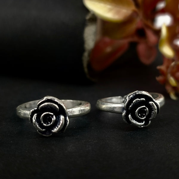 92.5 Sterling Silver Vintage Rose Bloom Toe Rings (Pair)