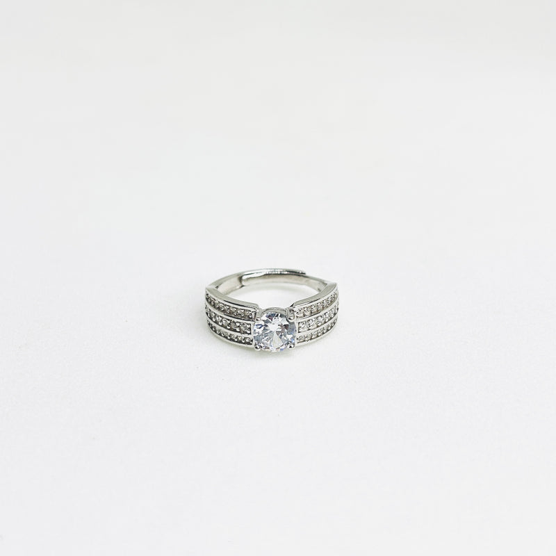 Sterling Silver Solitaire  Line Sparkle ring