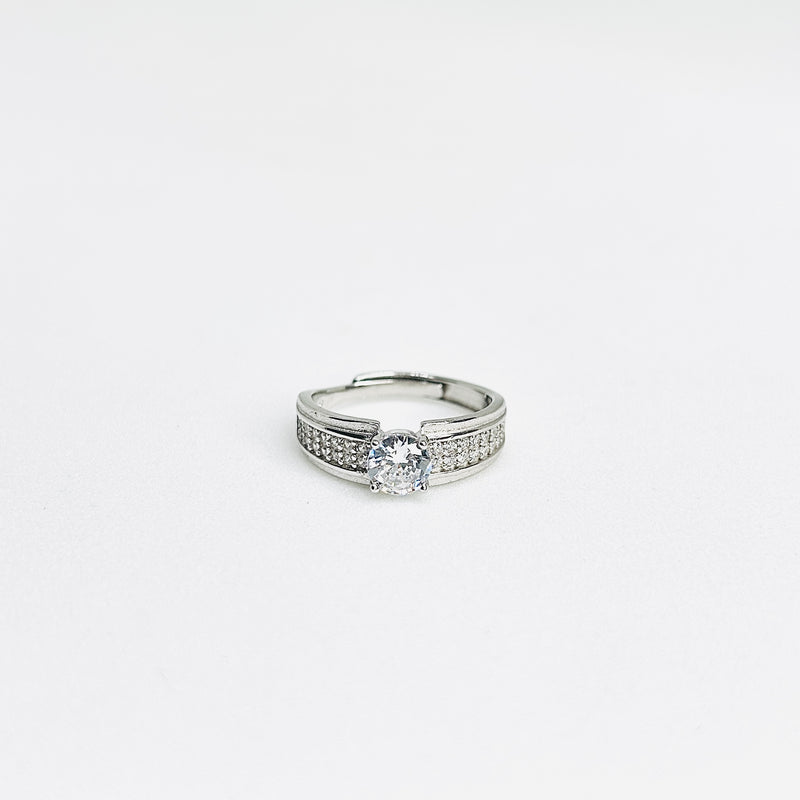 Sterling Silver Elegant  Solitaire Ring